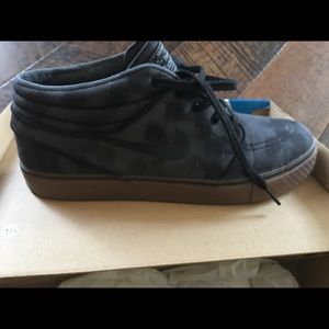 Nike shoes Men/boys (New)